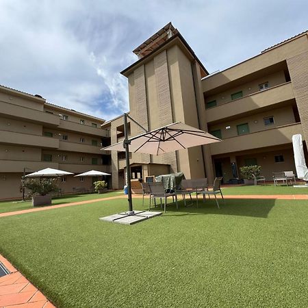 Residence San Francesco Tirrenia Eksteriør billede