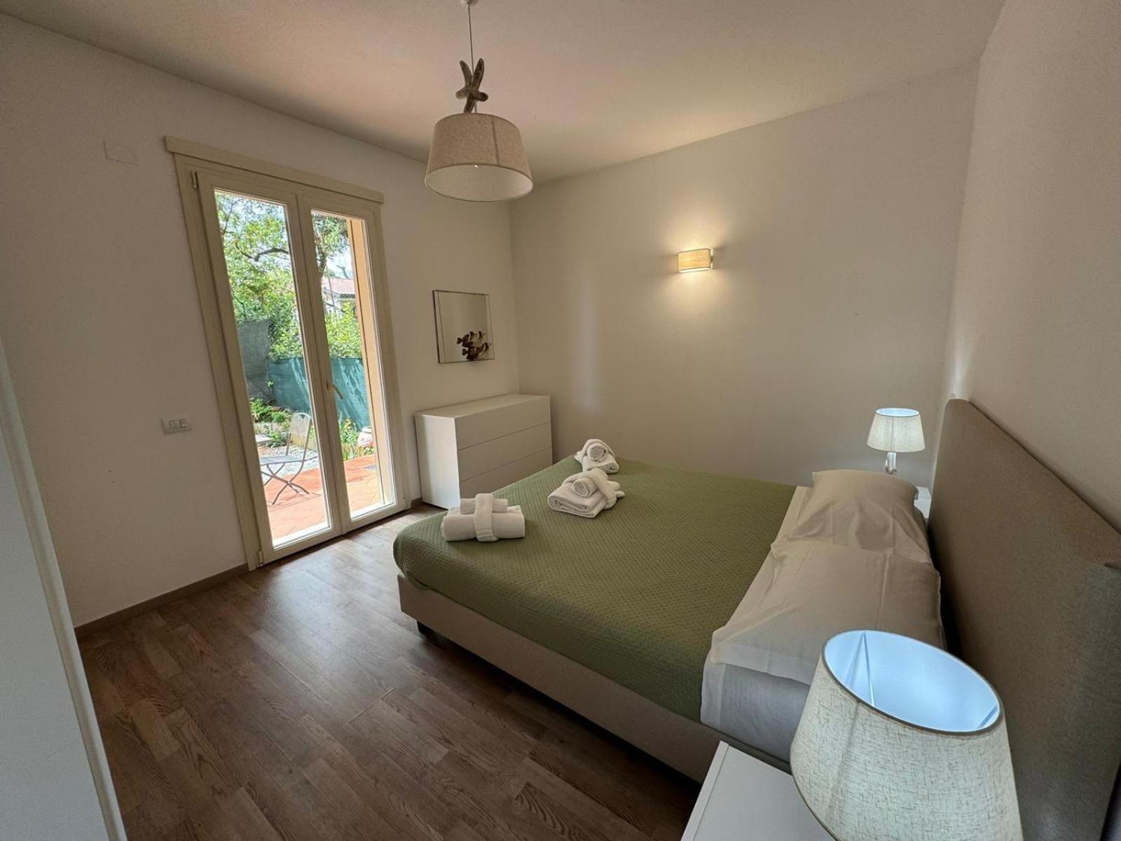 Residence San Francesco Tirrenia Eksteriør billede